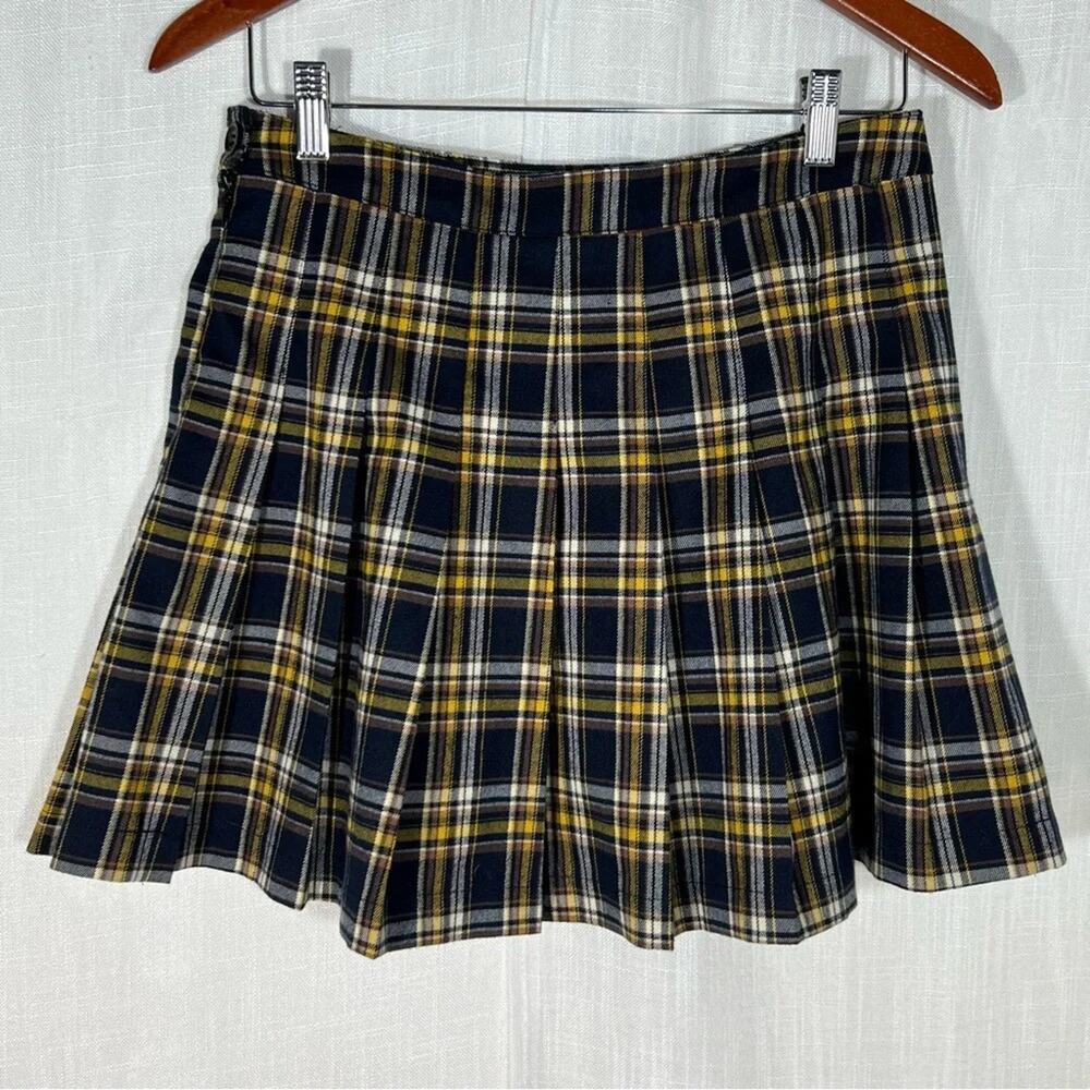 Forever 21 Plaid Pleaded Skirt